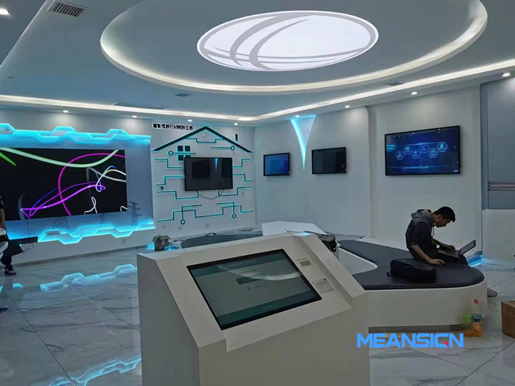 信息發(fā)布屏